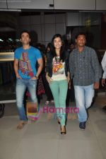 Tusshar Kapoor, Amrita Rao visit Growel Mall in Kandivili, Mumbai on 14th May 2011 (25).JPG